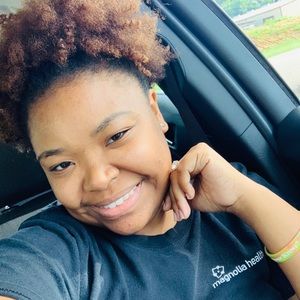 Meet your Posher, Ebony